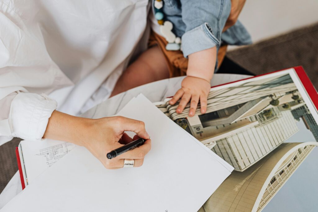 How freelance services can make single moms money